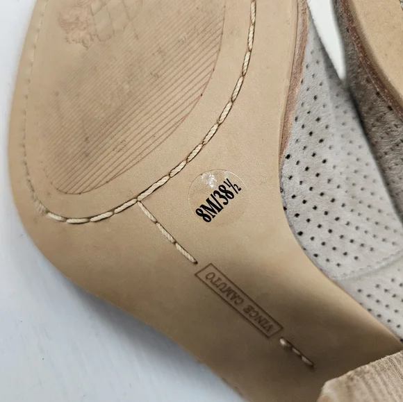 Vince Camuto Levana Heeled Booties Boots Perforated Pointy Toe Gray Beige Size 8 - Picture 12 of 14